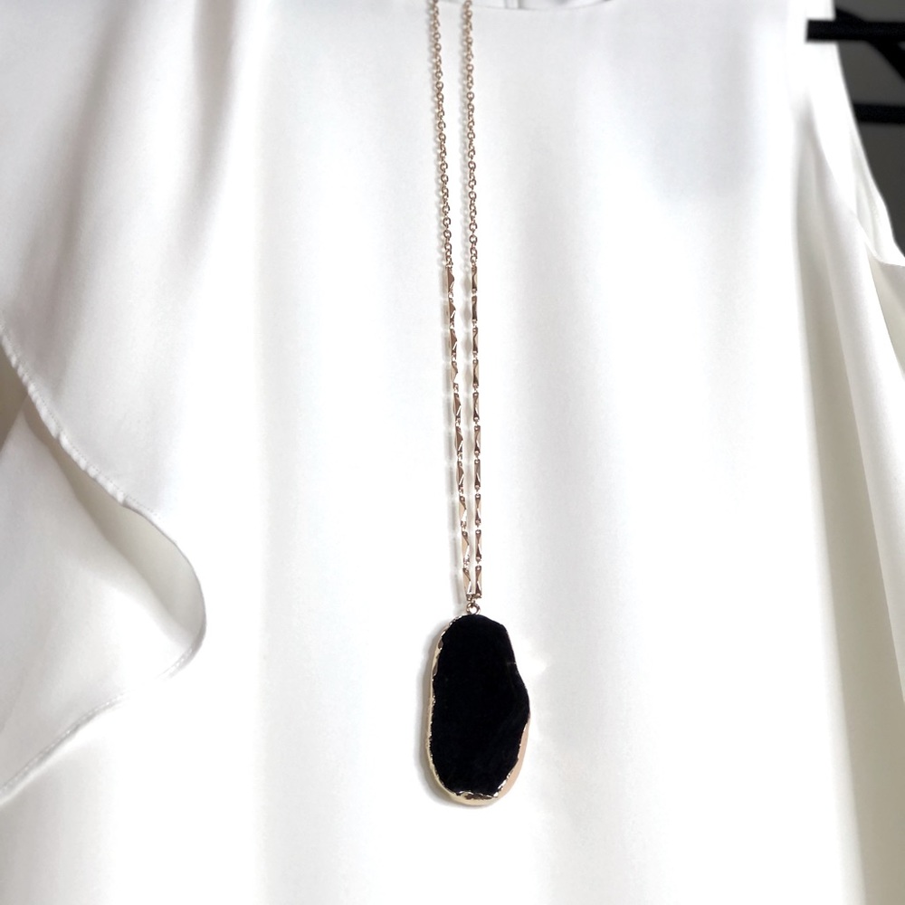 Gold Necklace faux Black Onyx Stone